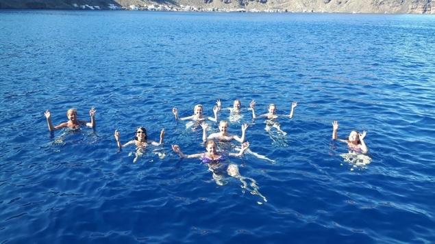 Swiming the Caldera
